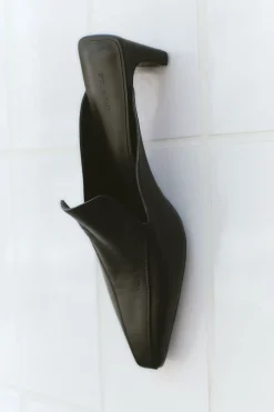 St. Agni Heeled Loafer - Black
