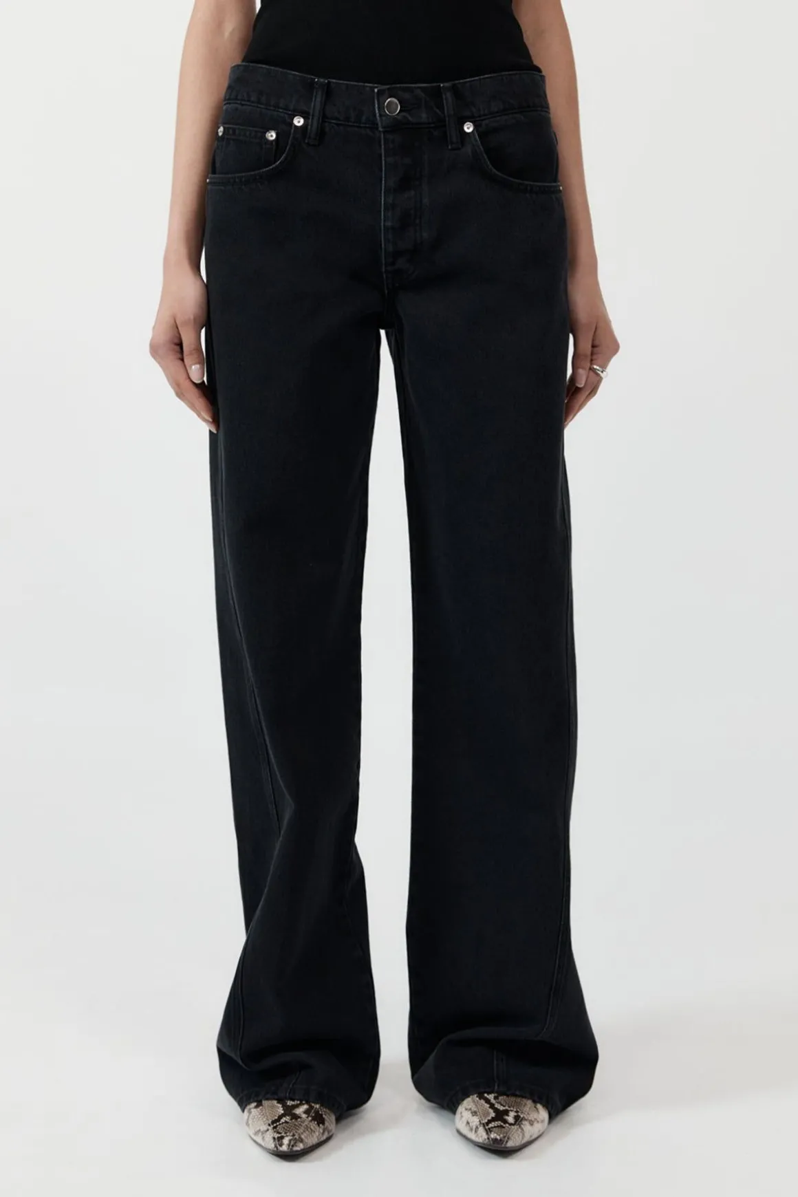 St. Agni Low Rise Jeans - Washed Black