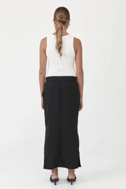 St. Agni Low waisted Tailored Skirt - Black