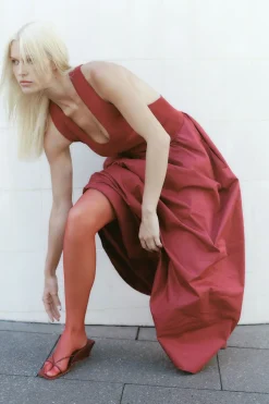 St. Agni Minimal Low Wedge - Rouge