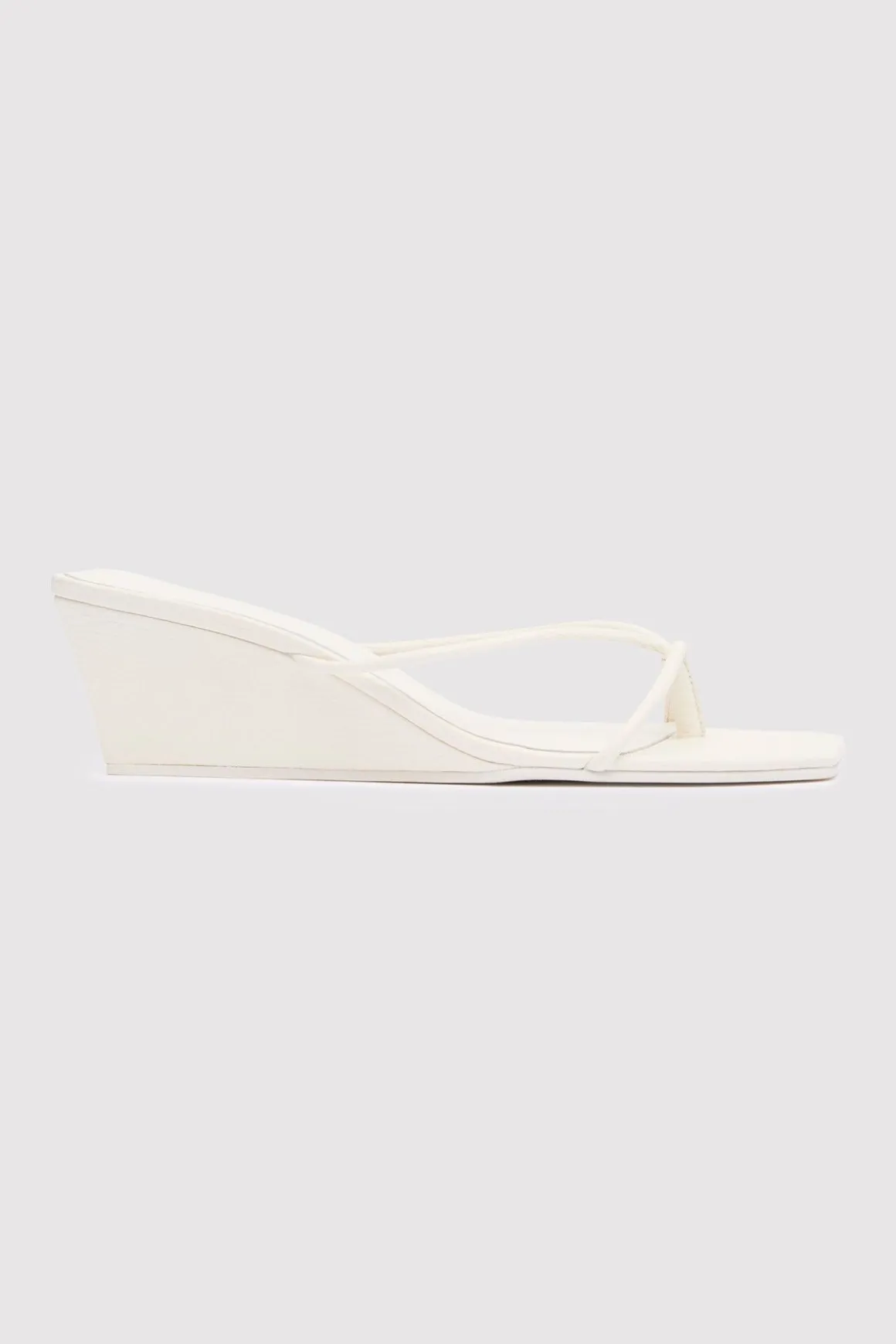 St. Agni Minimal Low Wedge - White
