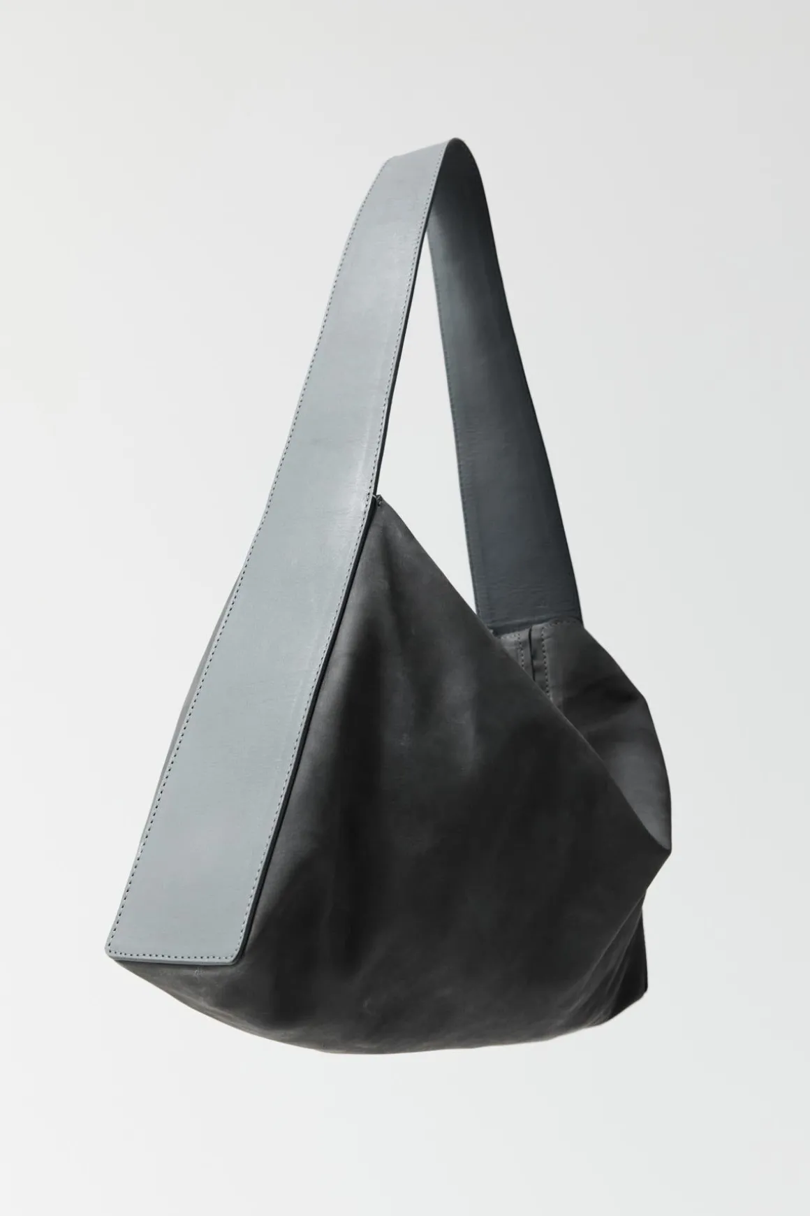 St. Agni PRE-ORDER: Soft Form Bag - Pewter Grey