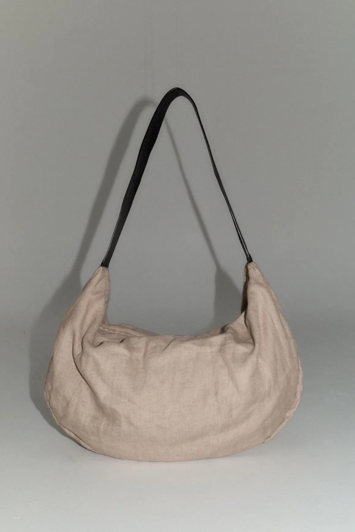 St. Agni Small Linen Crescent Bag - Natural