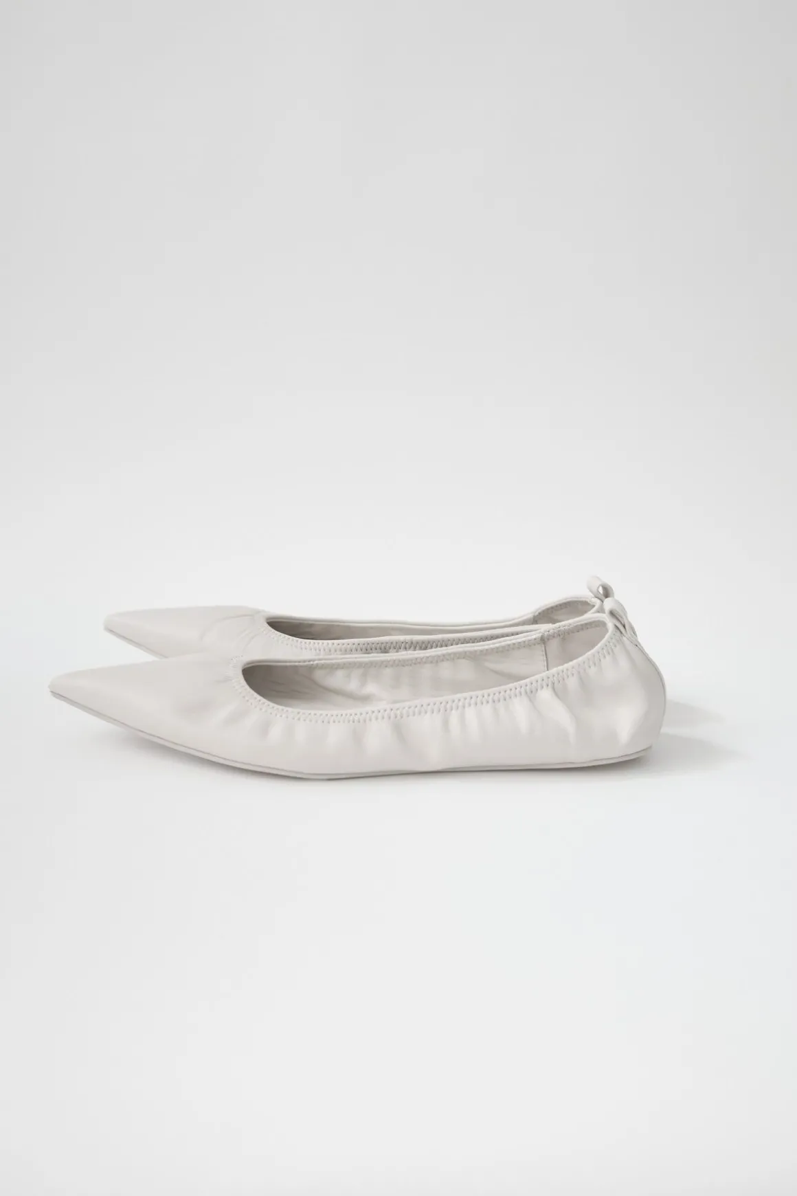 St. Agni Soft Leather Flat - Cool White