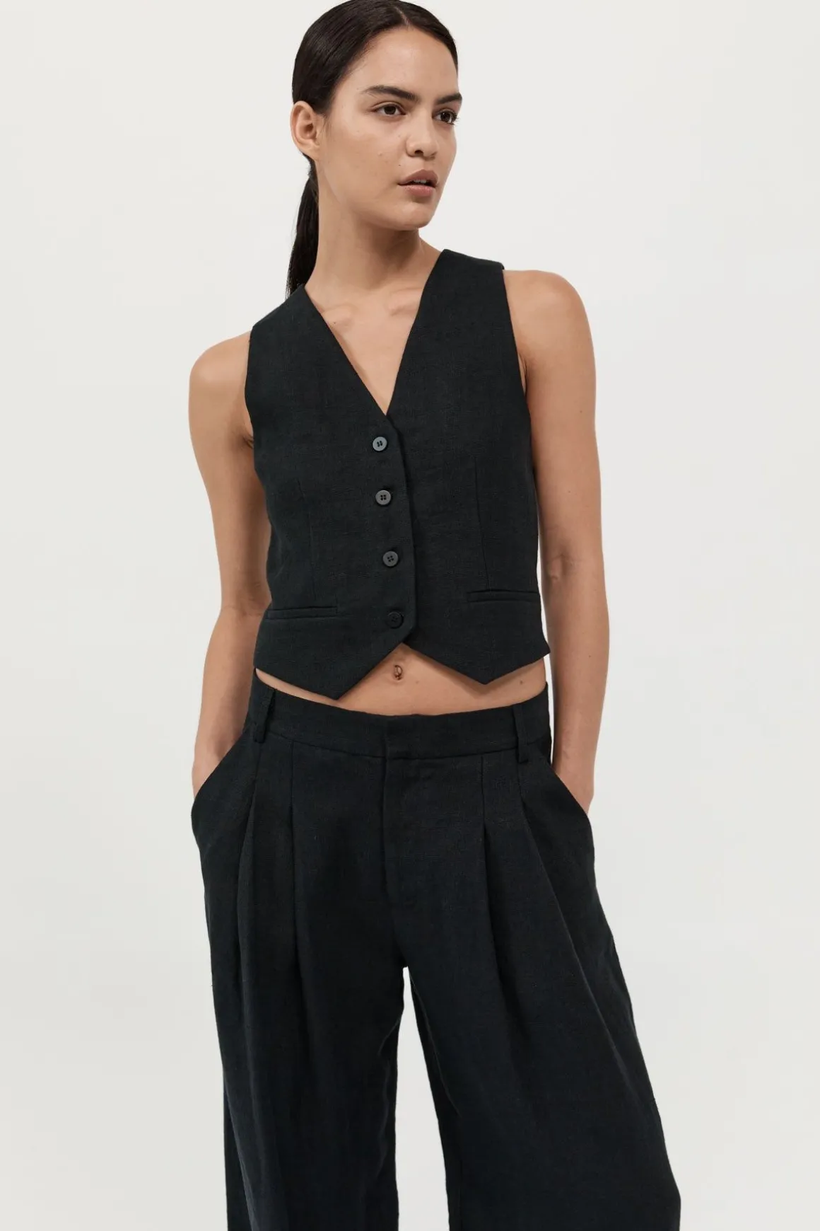 St. Agni Tailored Linen Vest - Black